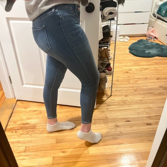 Jeans - Picture 2 of 3